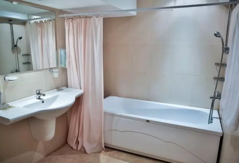 آپارتمان 1 خوابه با بالکن, Vezhen Hotel Free Parking
