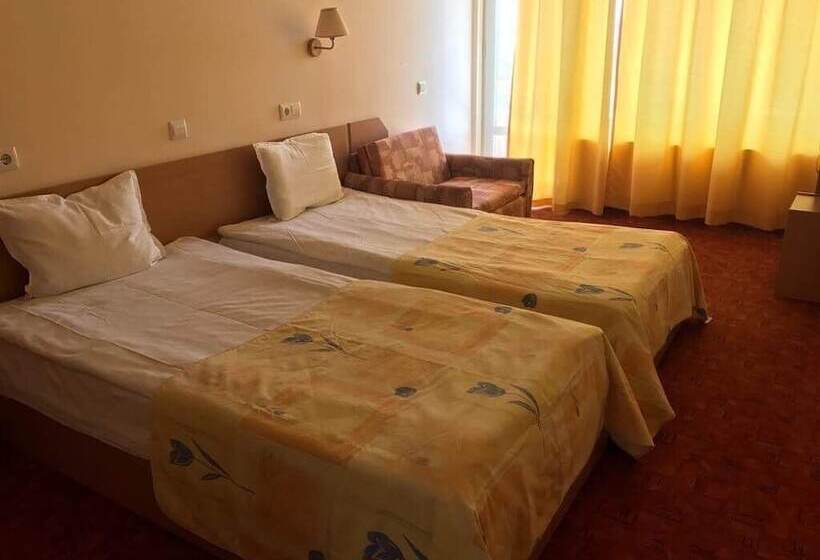 带1个卧室的带阳台的公寓, Vezhen Hotel   Free Parking