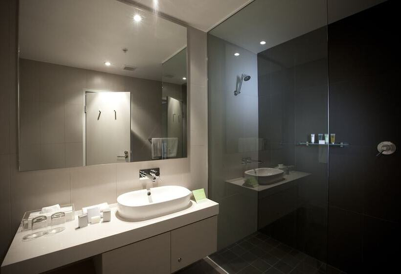 Номер Superior, Novotel Newcastle Beach