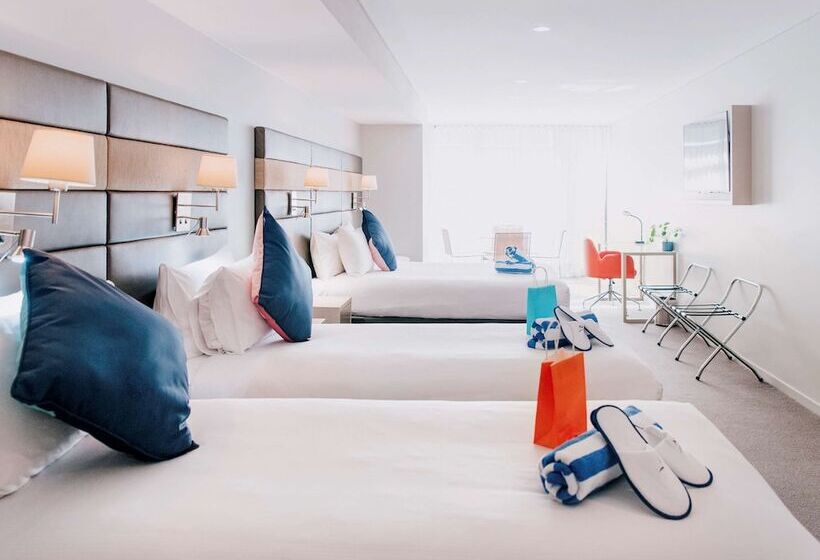 Семейный Номер Superior, Novotel Newcastle Beach