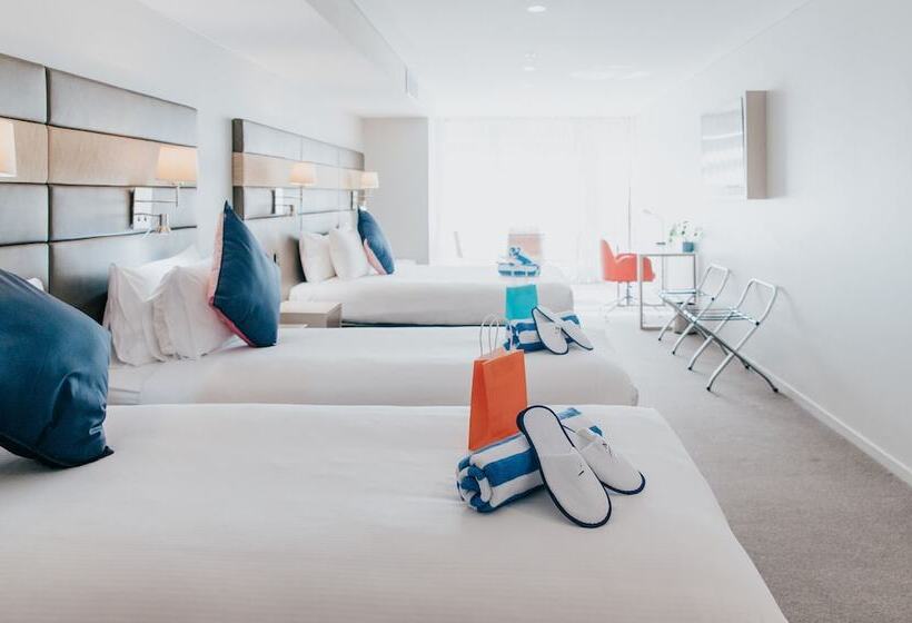 Семейный Номер Superior, Novotel Newcastle Beach