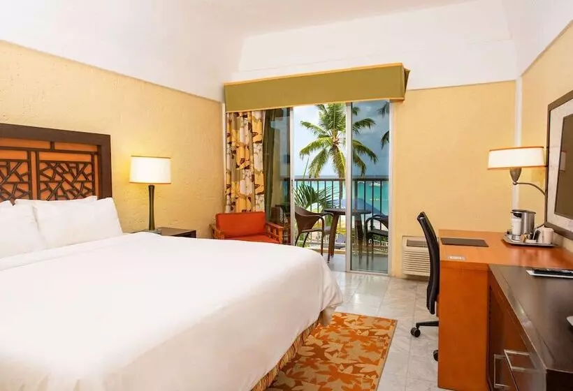 اتاق استاندارد با تخت دوبل و چشم‌انداز دریا, Radisson Aquatica Resort Barbados