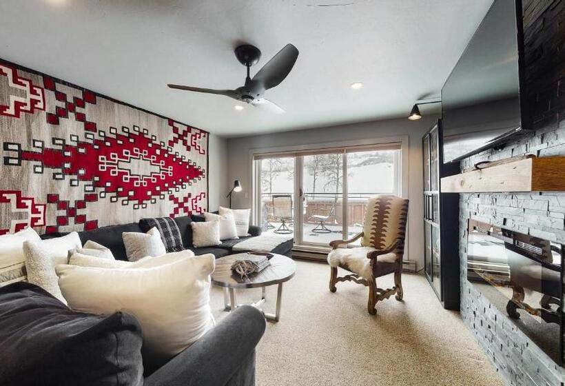 ویلا پریمیوم 1 خوابه, Villas At Snowmass Club
