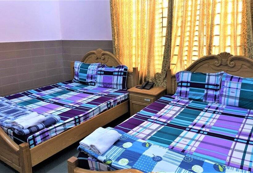 اتاق استاندارد چهار تخته, Khanh Dang