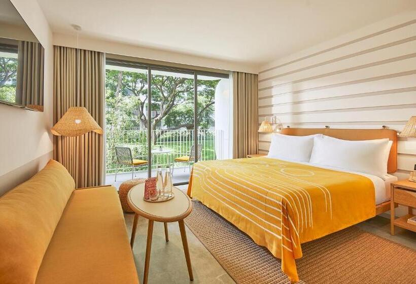 스탠다드 룸 킹사이즈 침대, The Standard Hua Hin