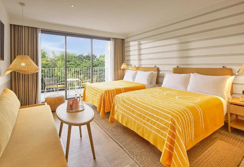 חדר סופריור, The Standard Hua Hin