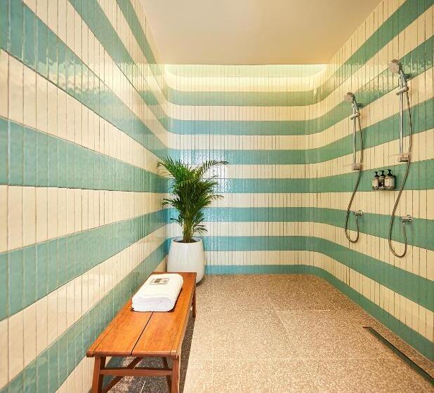 וילה בת חדר שינה 1, The Standard Hua Hin