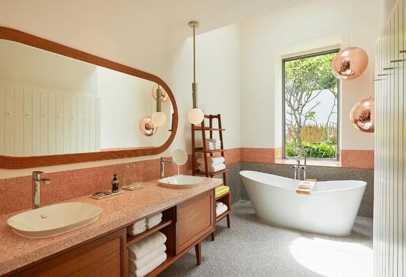 וילה בת חדר שינה 1, The Standard Hua Hin