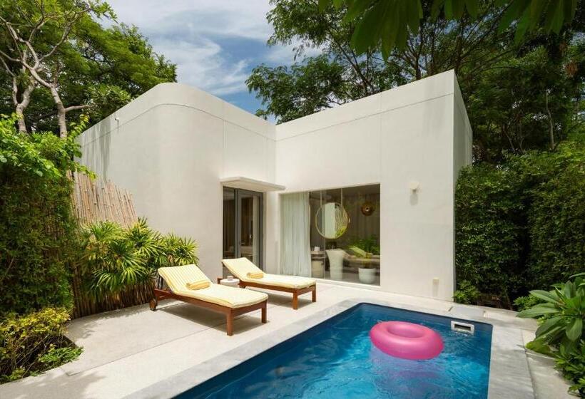 וילה בת חדר שינה 1, The Standard Hua Hin