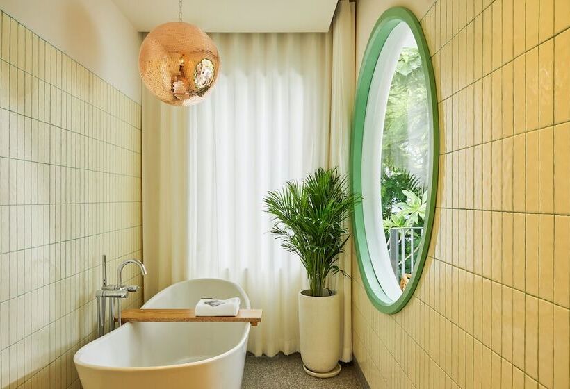 וילה בת חדר שינה 1, The Standard Hua Hin