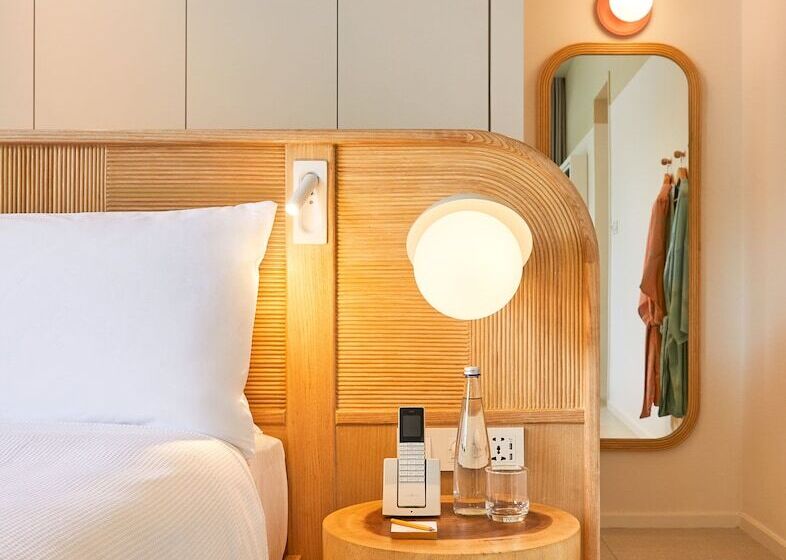 וילה בת חדר שינה 1, The Standard Hua Hin