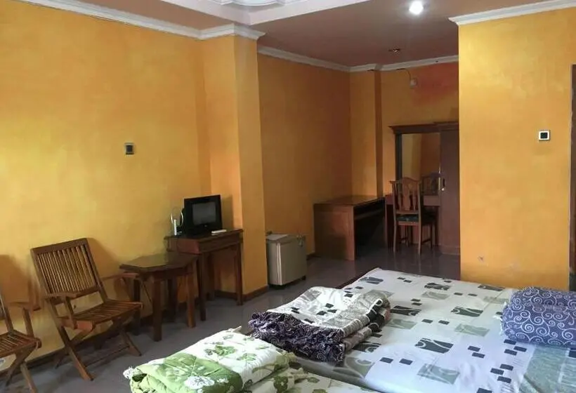 Camera Familiare, Alami