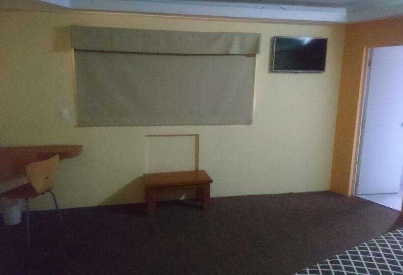 اتاق لوکس, Central