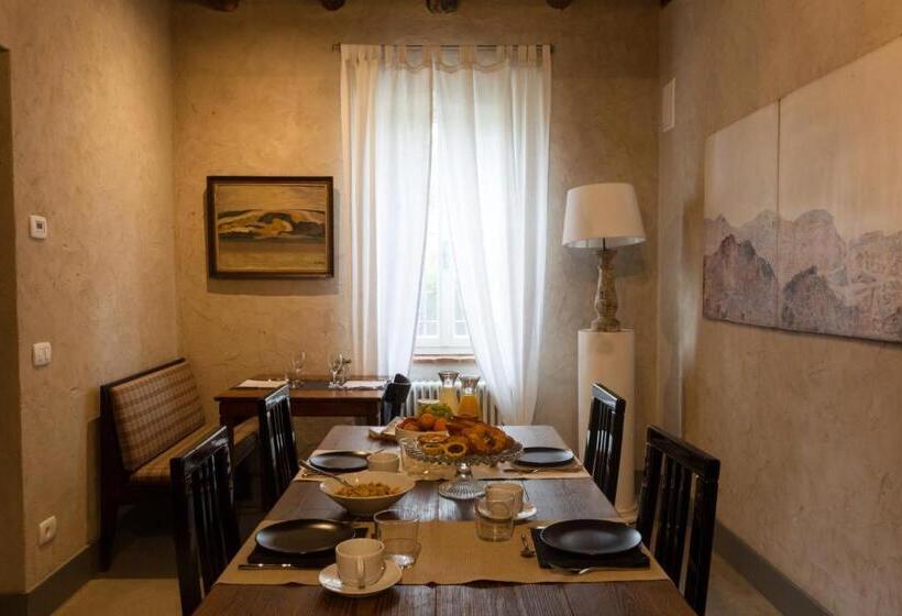 غرفة قياسية, Corte Reginella