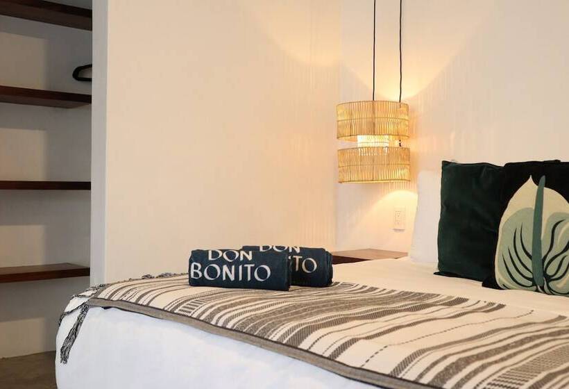 Люкс Мастер, Residencia Tropical Don Bonito