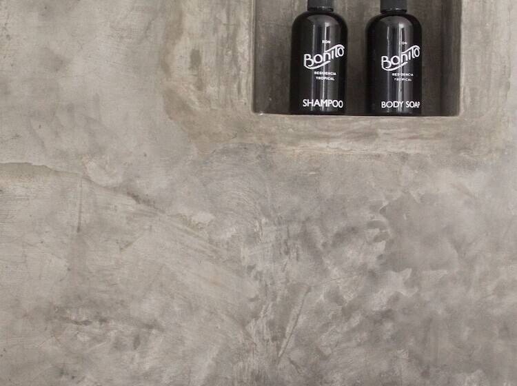 Люкс Мастер, Residencia Tropical Don Bonito