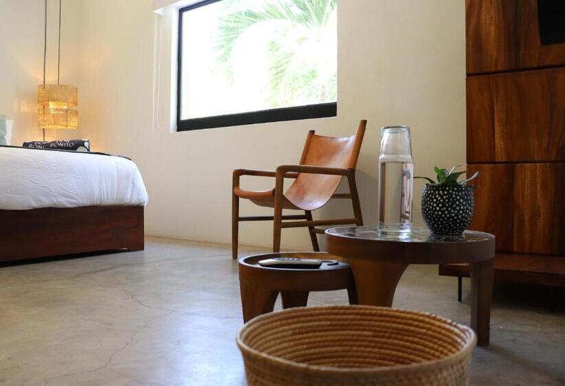 Suíte Júnior, Residencia Tropical Don Bonito