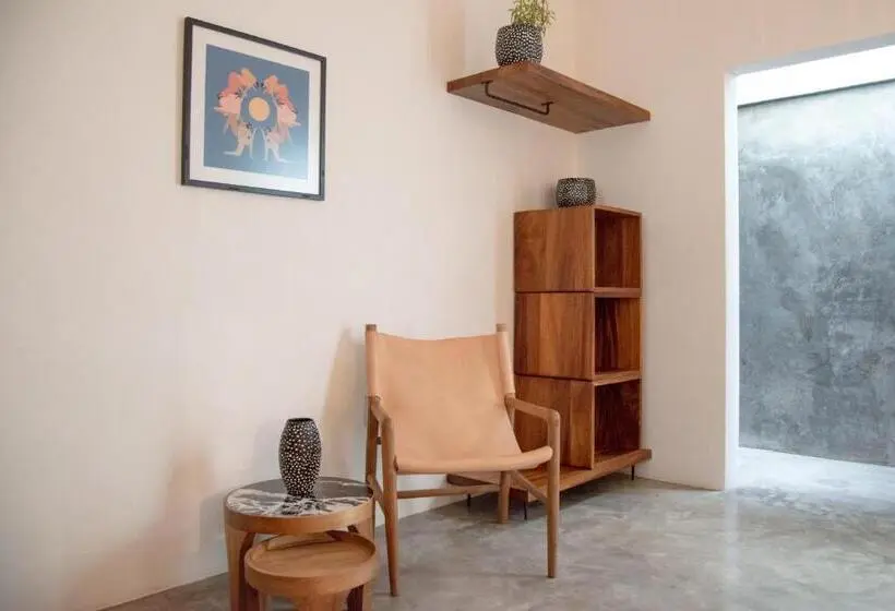 スタンダードスタジオ, Residencia Tropical Don Bonito