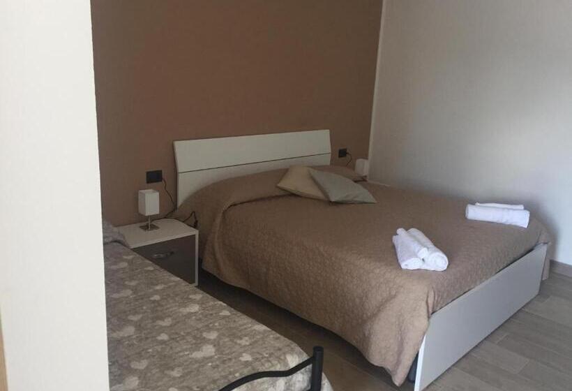 غرفة عائلية, Casa Nostra