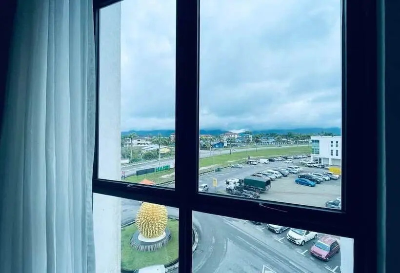 デラックストリプルルーム, Roxy Hotel Serian