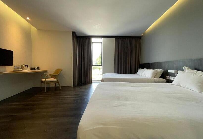 חדר משפחתי דלוקס, Roxy Hotel Serian