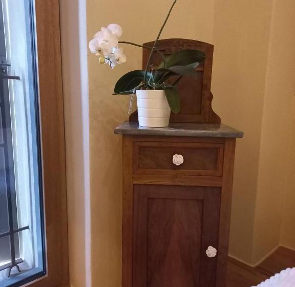 スーペリアールーム, Beb Montefratta