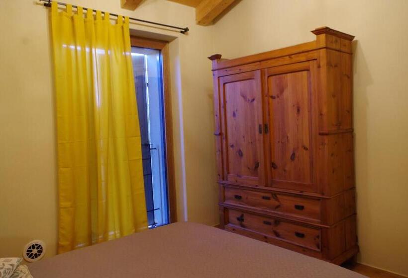 エコノミールーム, Beb Montefratta