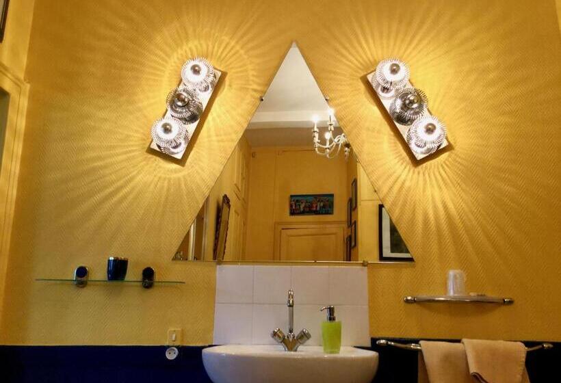 غرفة قياسية سرير كينج, Au Temps Jadis