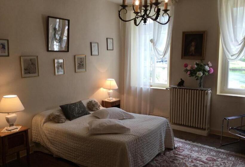 غرفة قياسية سرير كينج, Au Temps Jadis