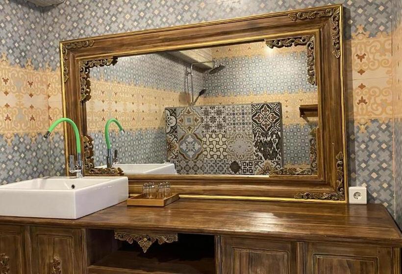 חדר משפחתי, Villa Telaga Wana