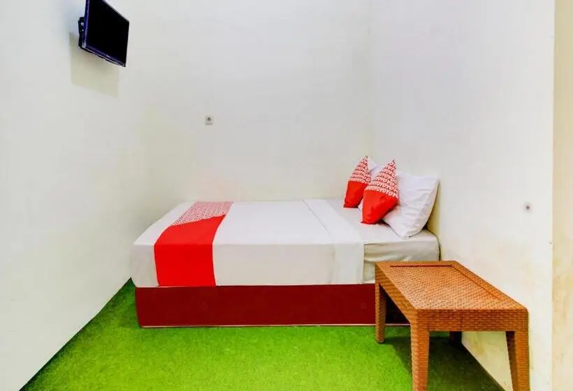 デラックスルーム, Oyo 90725 Zeevanna Guest House Syariah