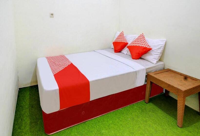 غرفة ديلوكس, Oyo 90725 Zeevanna Guest House Syariah