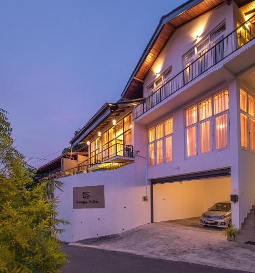 3间卧室的房子, Swarga Villa