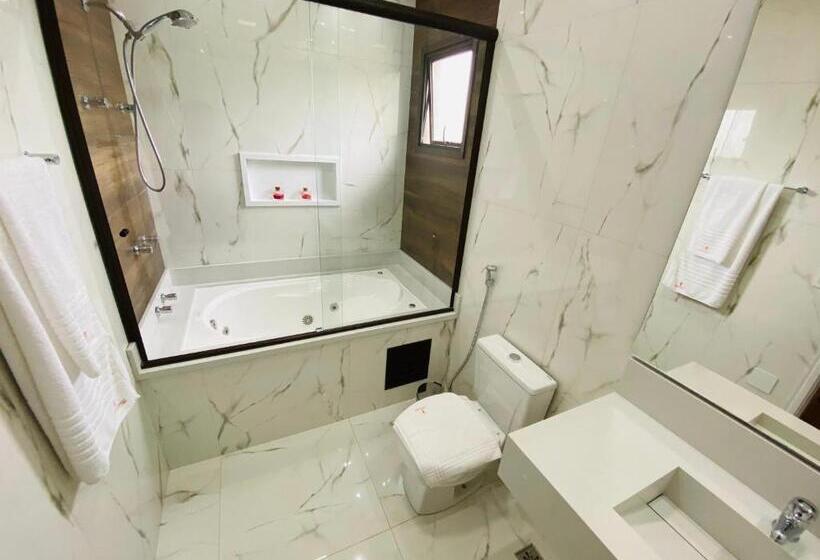 带大床的标准间, Chalés Capitanias