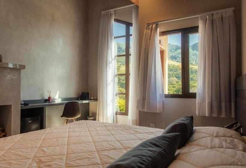 带大床的豪华间, Chalés Capitanias