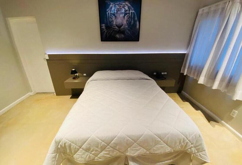 带大床的标准间, Chalés Capitanias