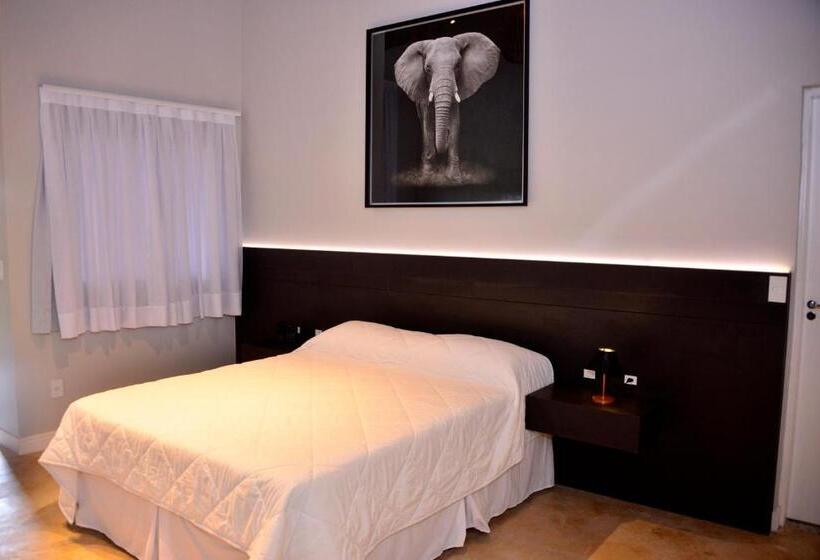 带大床的标准间, Chalés Capitanias