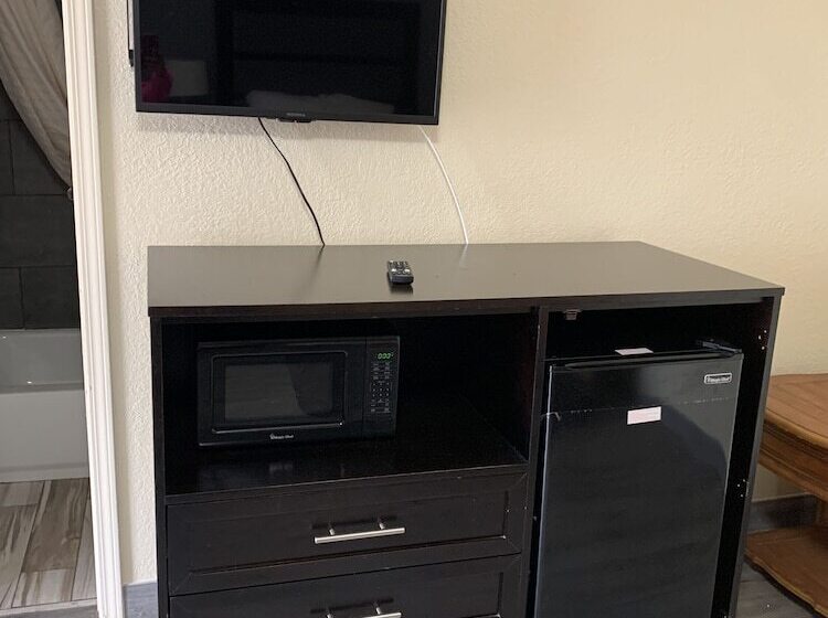 标准间, Green Garden Inn