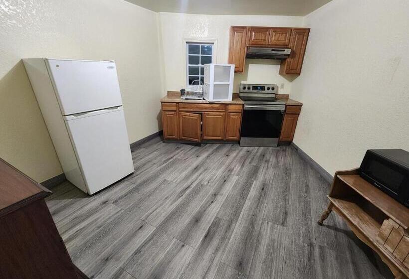 带大床的标准间, Green Garden Inn