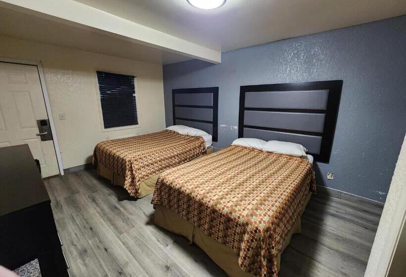 标准间, Green Garden Inn