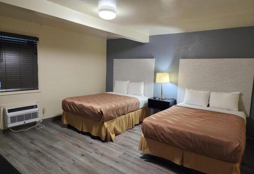 标准间, Green Garden Inn