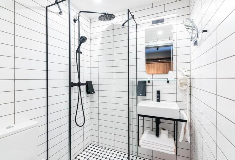 基本间, Fonnental Design Hotel Tallinn