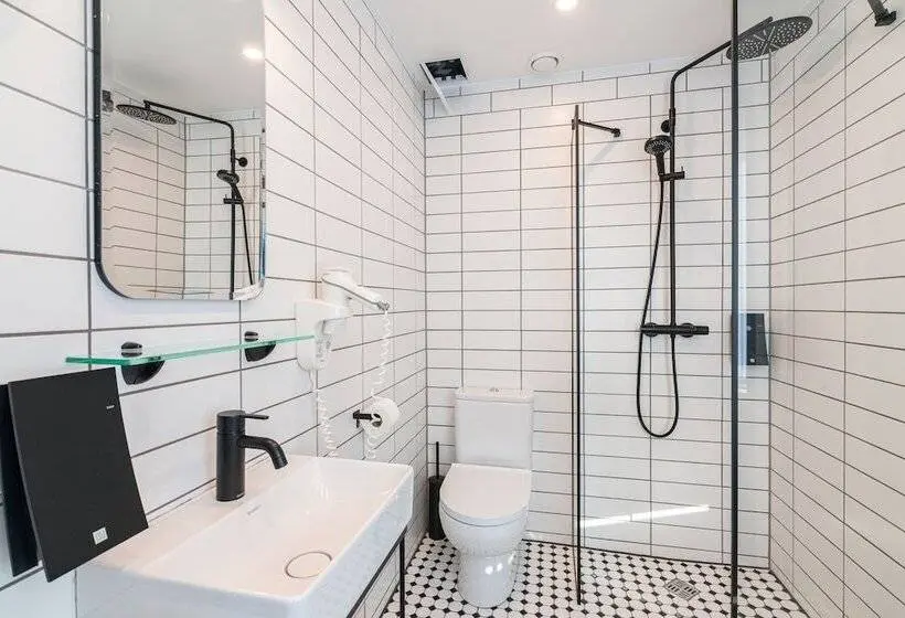 اتاق استاندارد یک نفره, Fonnental Design Hotel Tallinn