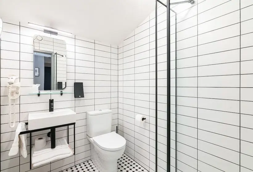 اتاق استاندارد یک نفره, Fonnental Design Hotel Tallinn