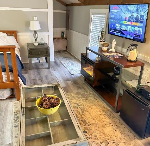 ファミリールーム, Timberline Lodge