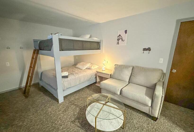 スイート（家族用）, Timberline Lodge