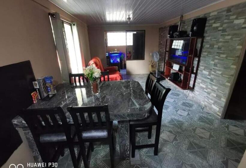 اتاق اکونومی, Caribbean View House