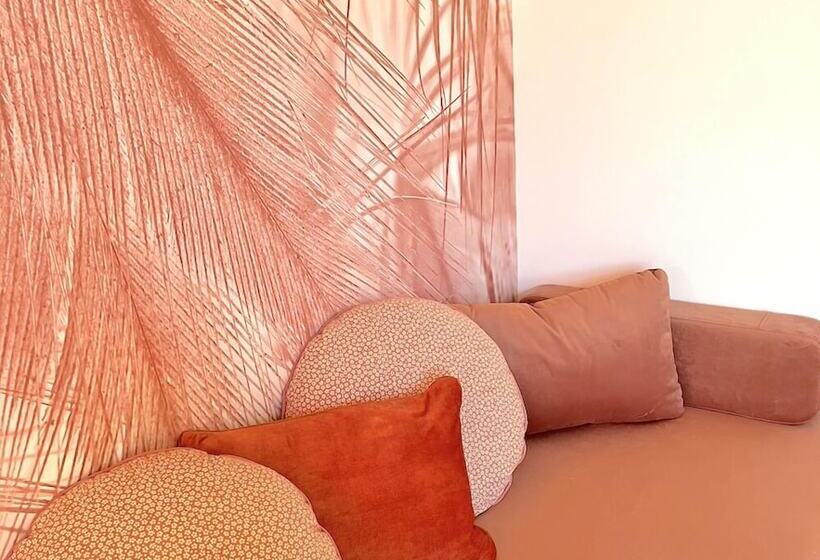 סוויטה דלוקס, Les Nuits Pétillantes