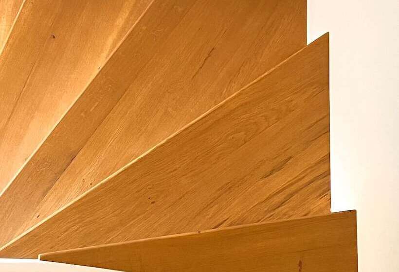 סוויטה דלוקס, Les Nuits Pétillantes