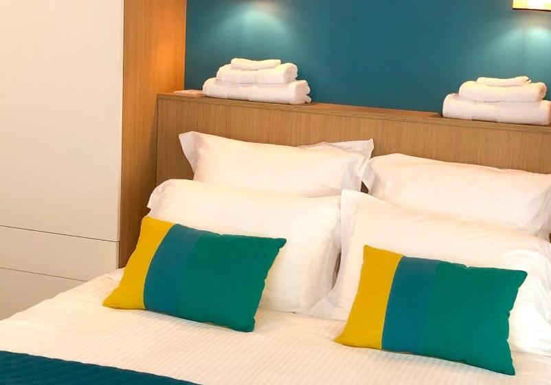 חדר סופריור, Les Nuits Pétillantes